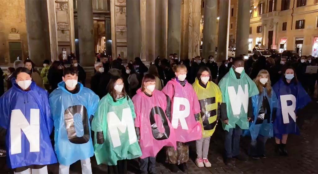 manifestazione-ucraina-ss-apostoli-santegidio-2022-2