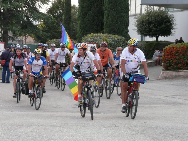 La bici è uno strumento di pace