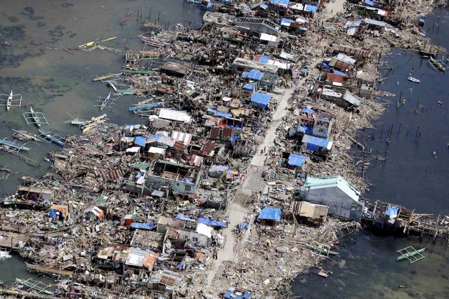 Guiuan, provincia di Samar, Filippine centrali

(AP Photo/Bullit Marquez)