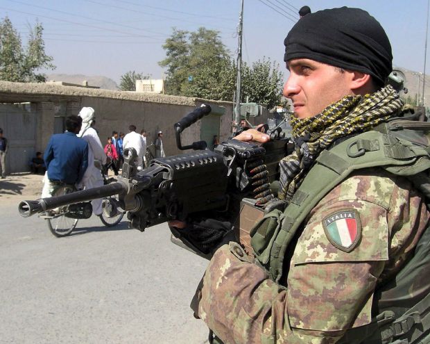 Afghanistan. La Russa ha deciso: l'Italia è in guerra